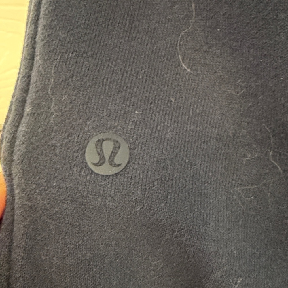 Lululemon The University of Arizona Navy Blue Scuba Joggers - Picture 5 of 6
